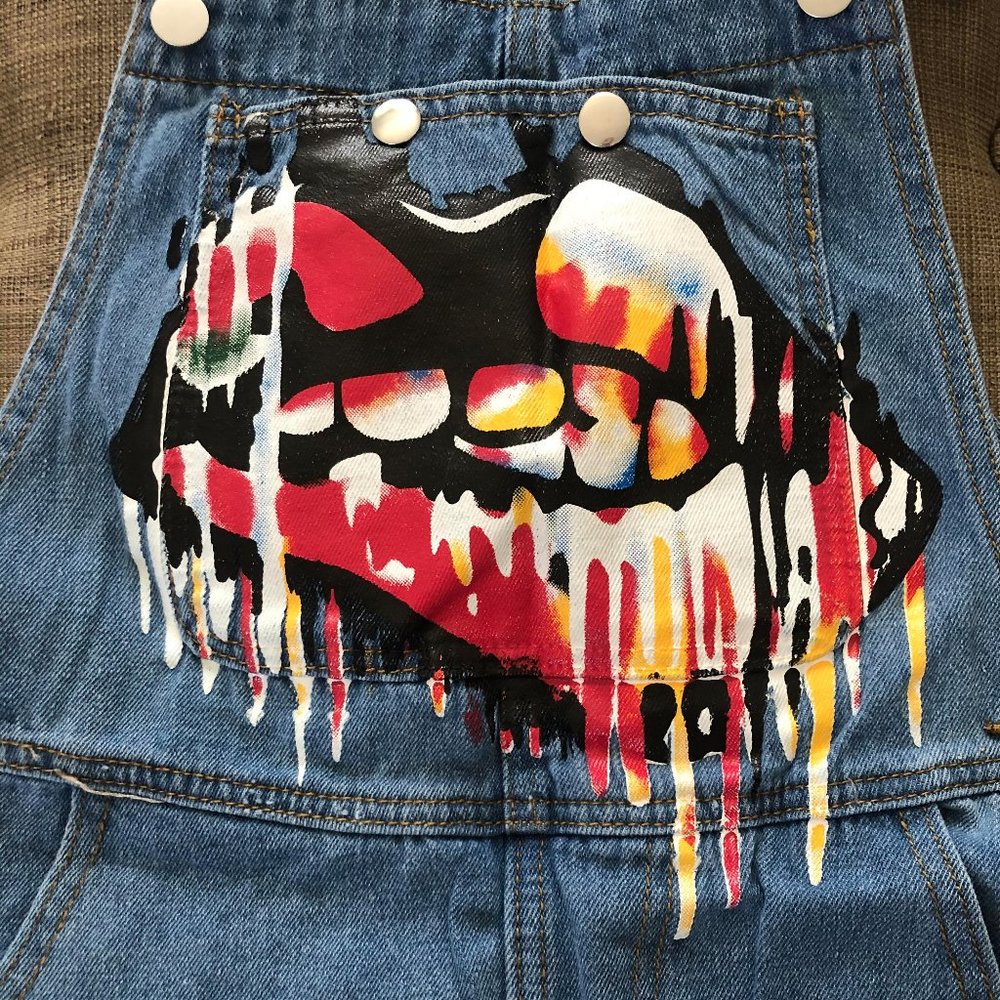 Jean Overalls With Painted Lips